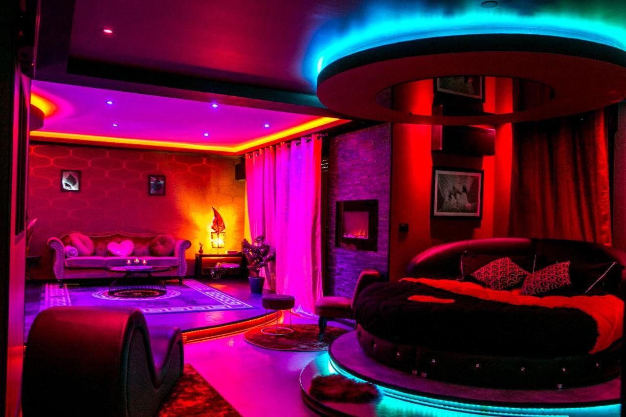 L'Insolite Spa Privatif "Suite Luxueuse-Jacuzzi" Toulouse Bagian luar foto